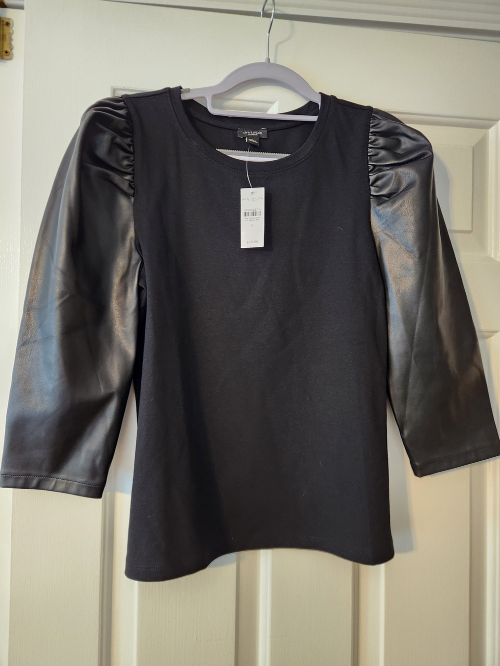New Ann Taylor Women's Black Faux Leather 3/4 Sleeve Top Shirt, Small